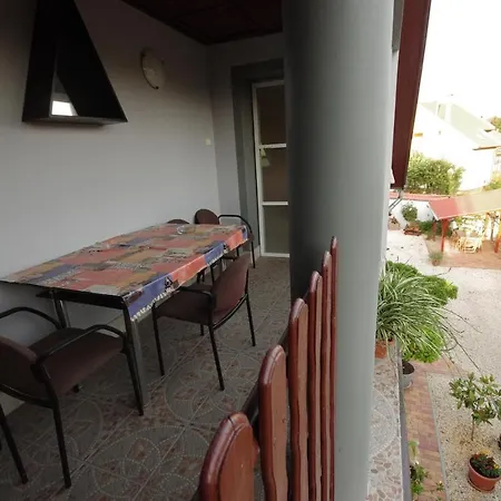 Oázis Apartman *