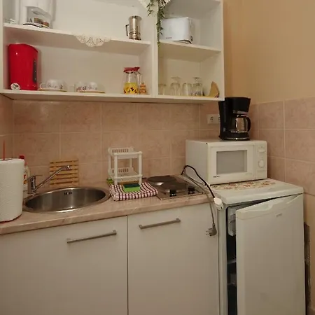 Oázis Apartman Appartamento Gyula